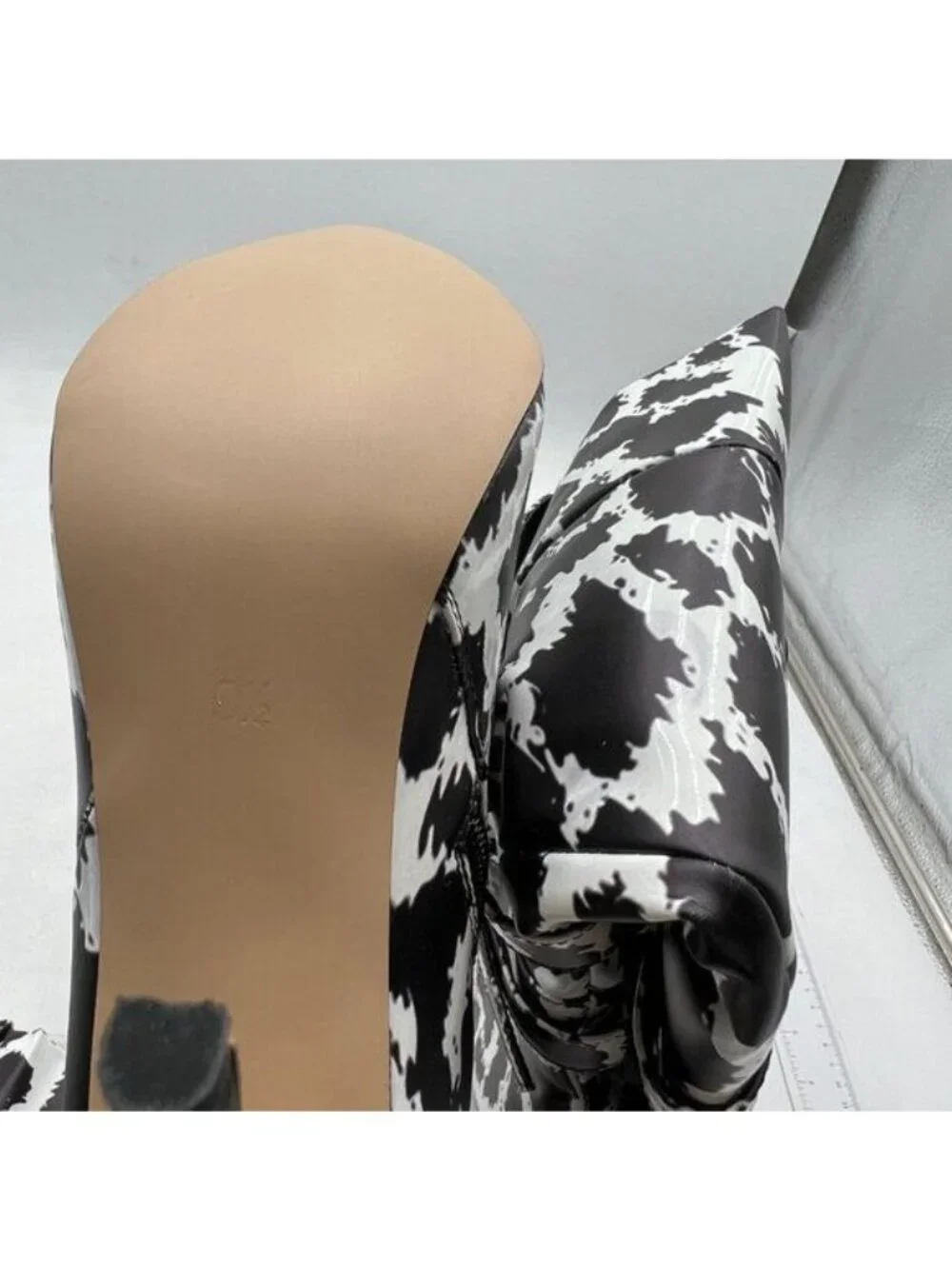 Women's Long Boots Stiletto High Heels Pionted Toe Boots White Black Leopard